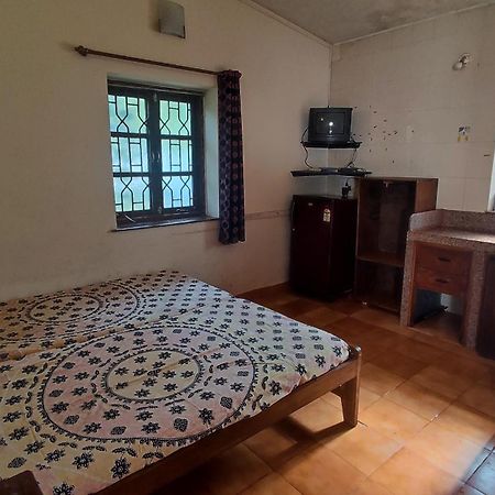 Hill View Guest House Anjuna Extérieur photo