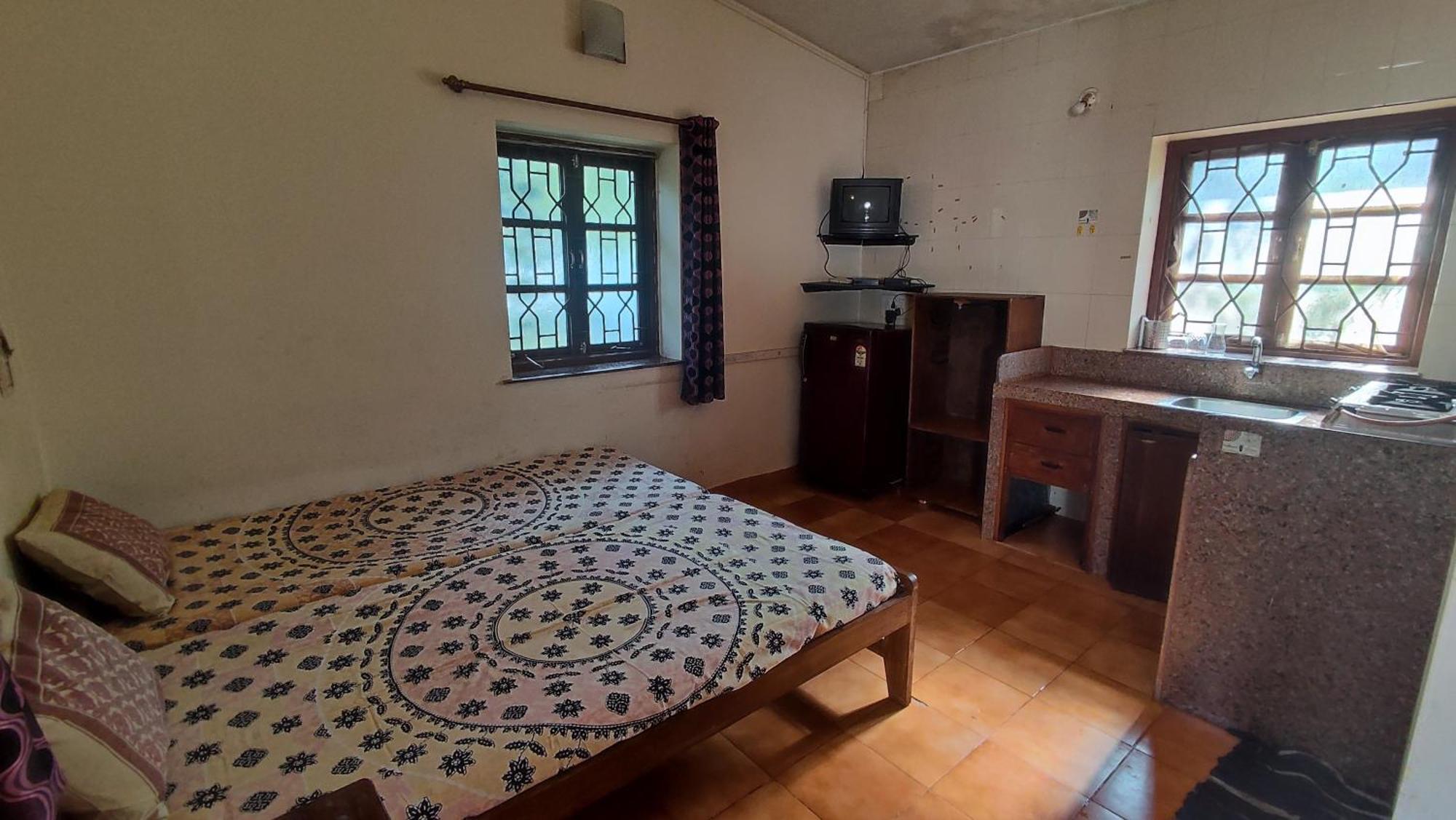 Hill View Guest House Anjuna Extérieur photo