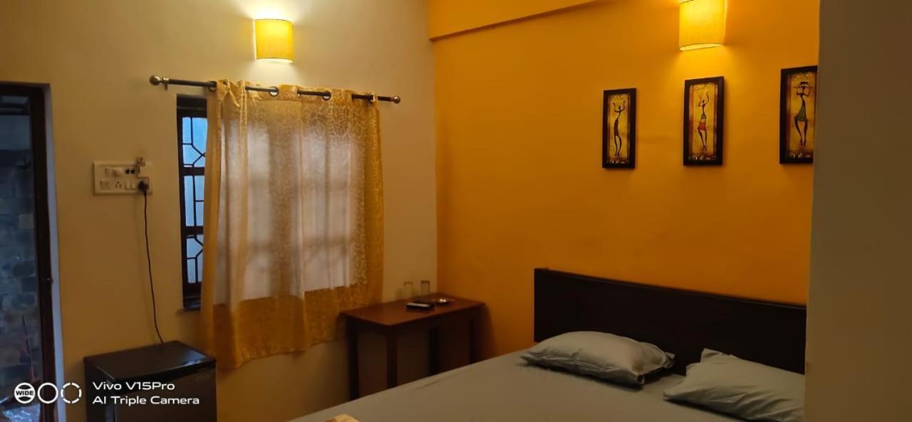 Hill View Guest House Anjuna Extérieur photo