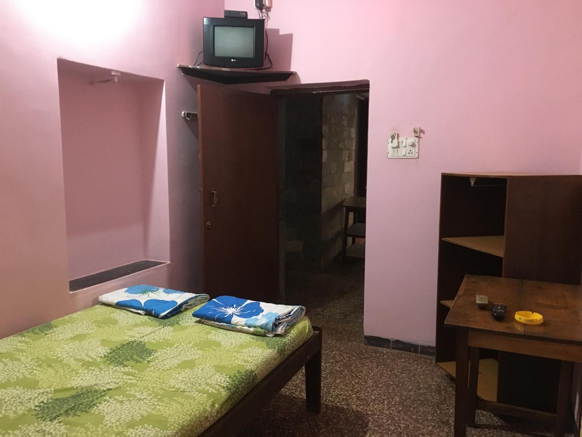 Hill View Guest House Anjuna Extérieur photo