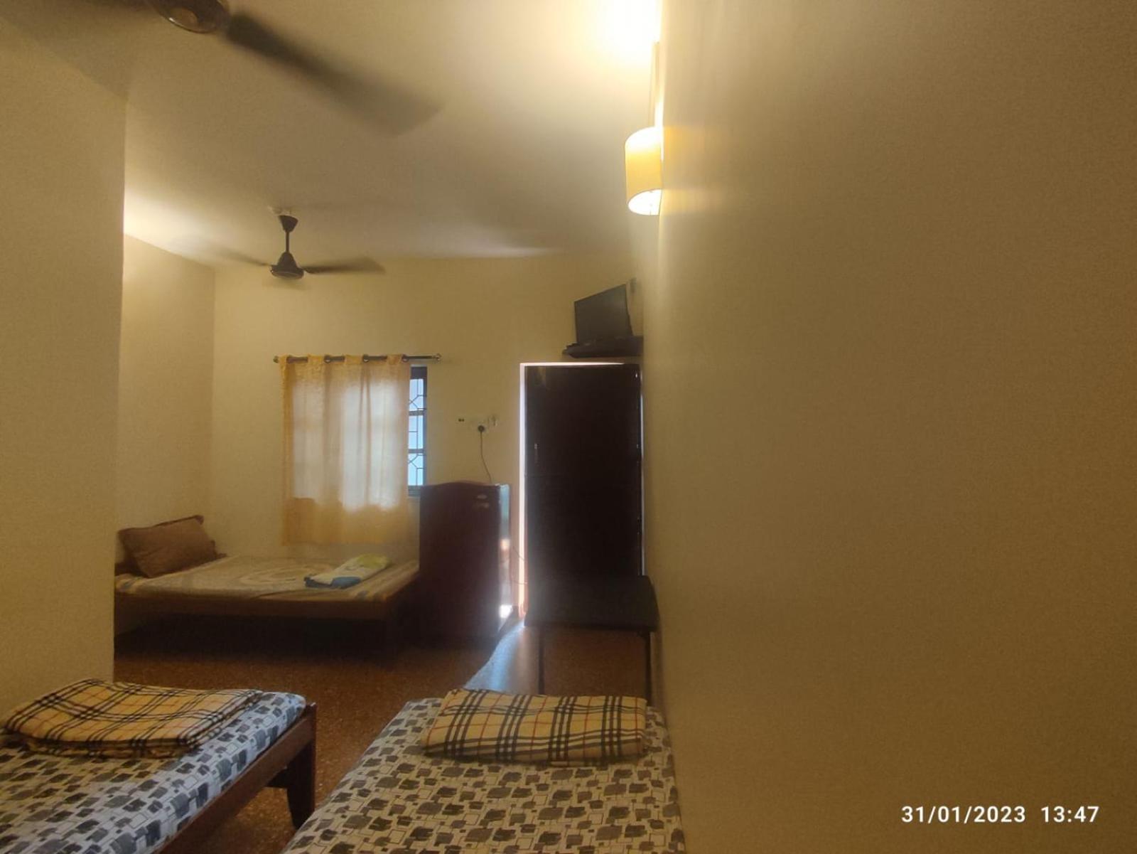 Hill View Guest House Anjuna Extérieur photo
